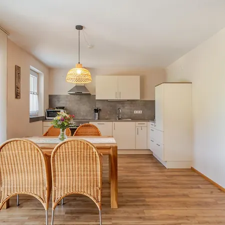 Danner Apartament *